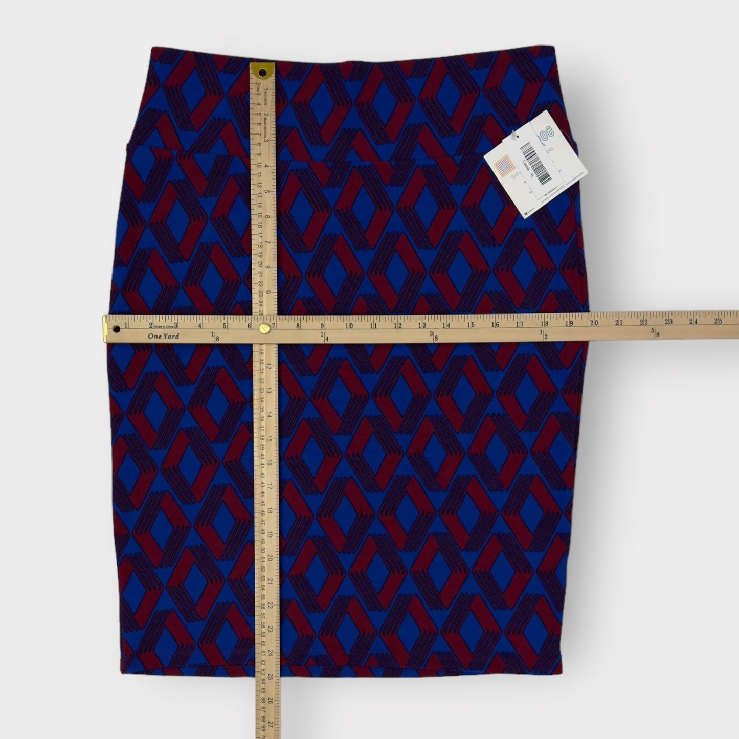 LuLaRoe Cassie Pencil Skirt | XL (18-20) | Blue/Red Geometric | NWT