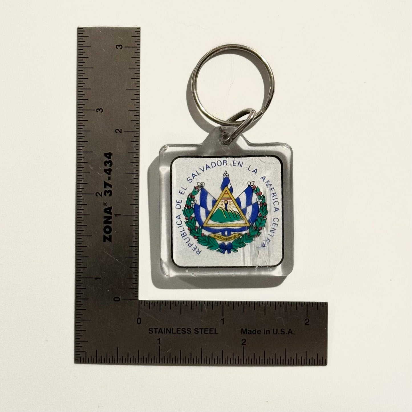 El Salvador Travel Souvenir Keychain Key Ring Square Clear Acrylic