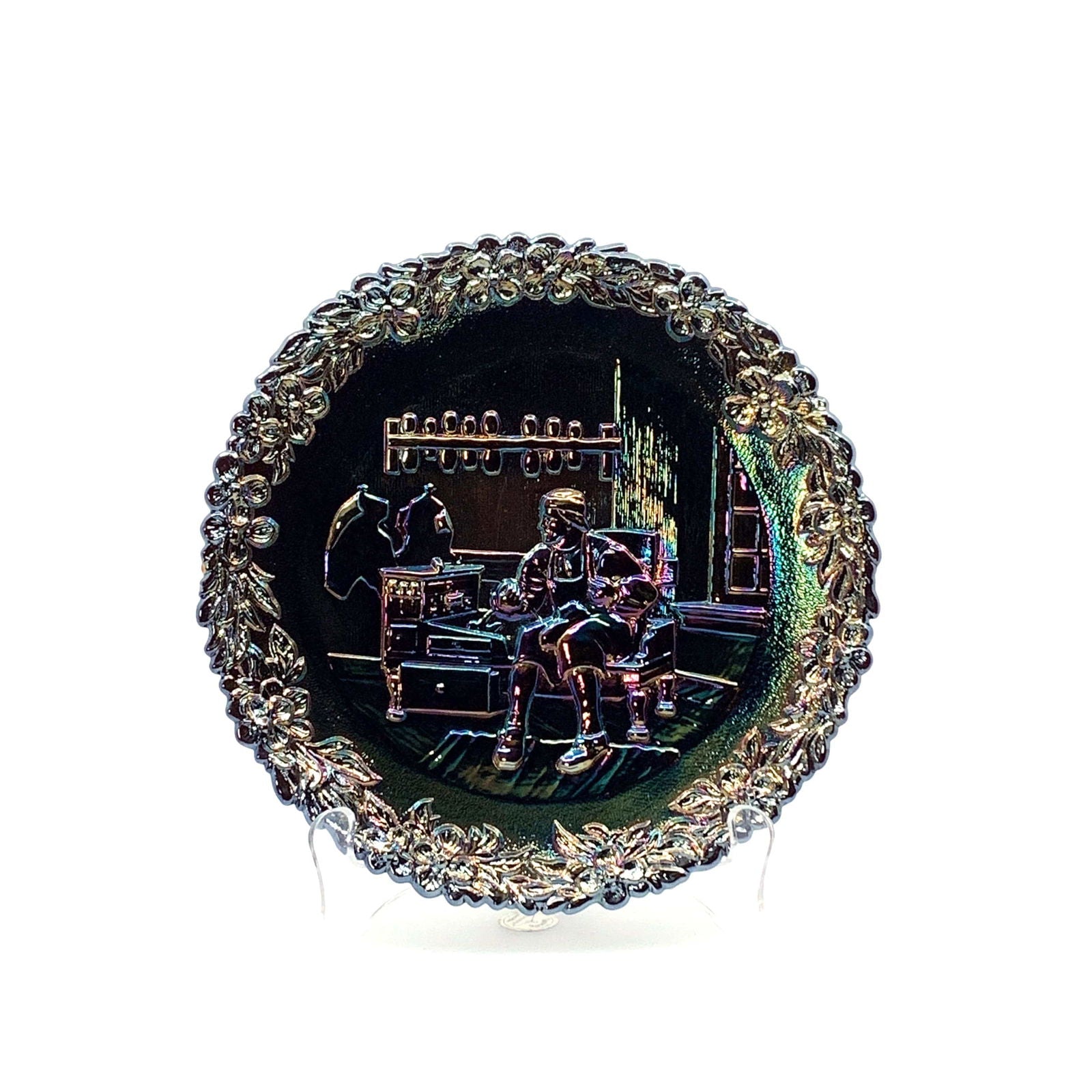 1973 Fenton Glass Collector Plate No. 4 In The Annual Series Early Craftsman of English America -  | Buy at Parsimony Shoppes
