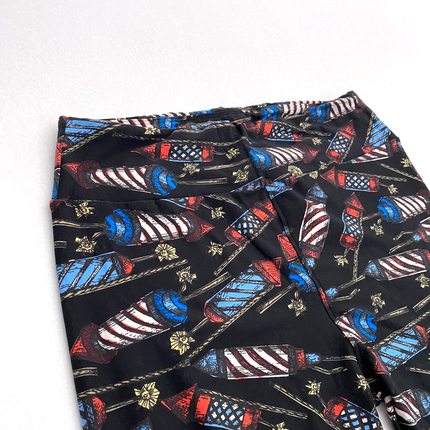 LuLaRoe Leggings | TC (12-18) | Black/Multicolor Rockets | Buttery Soft | New