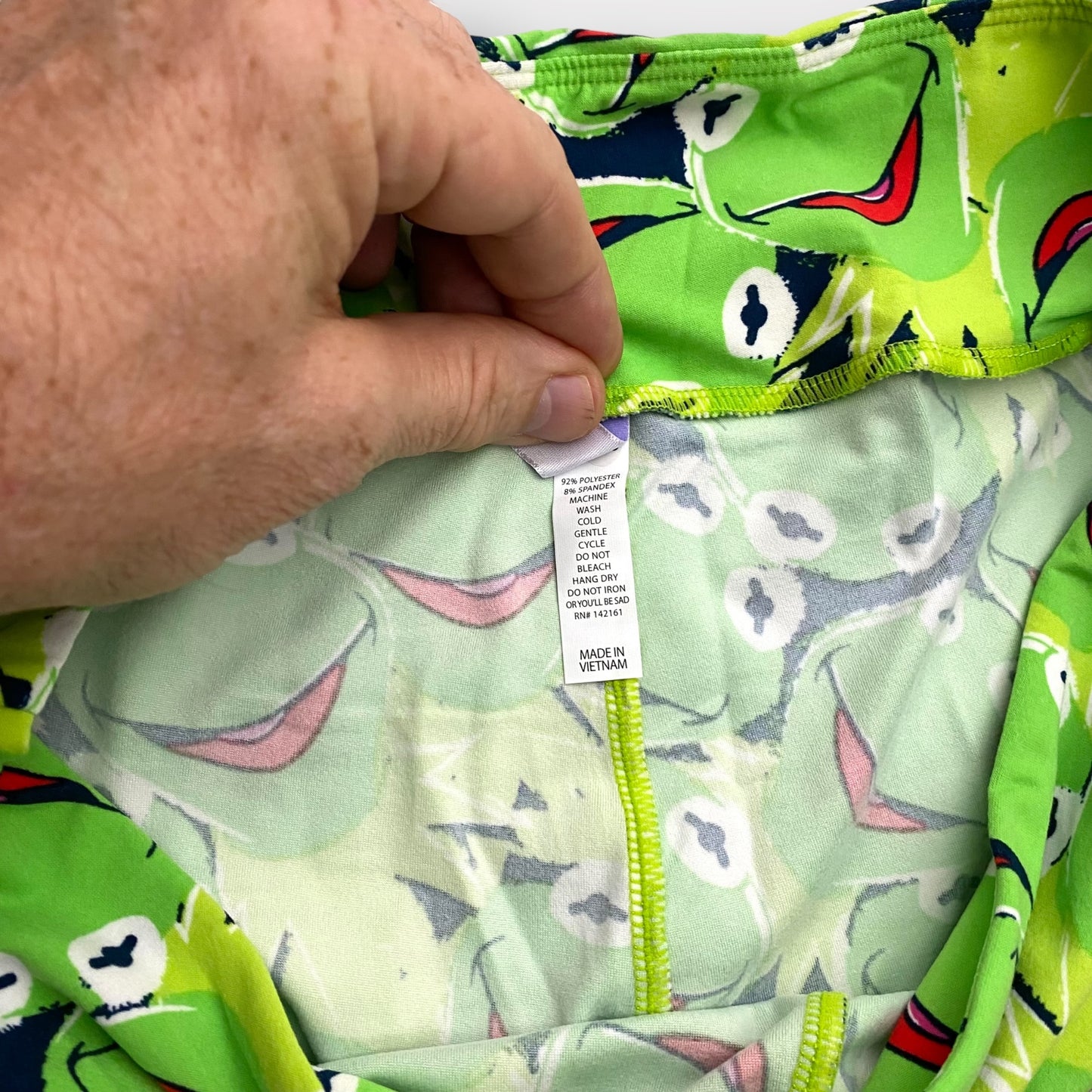 LuLaRoe Print Leggings | TC (12-18) | Green Kermit the Frog | New