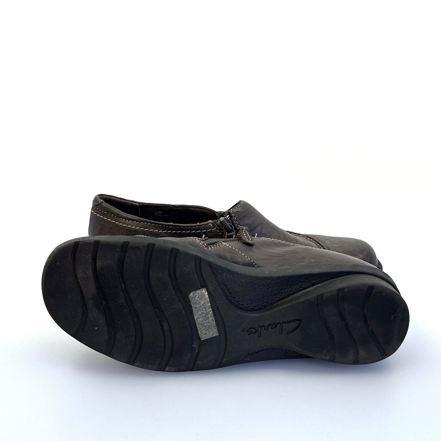 Clarks Bendables | Women Asymmetric Zipper Leather Shoes | Color: Brown | Size: 8.5M