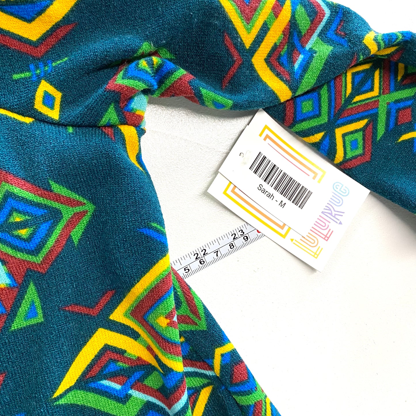 LulaRoe Womens Size M Green Aztec Inspired ‘Sarah’ Cardigan Sweater NWT
