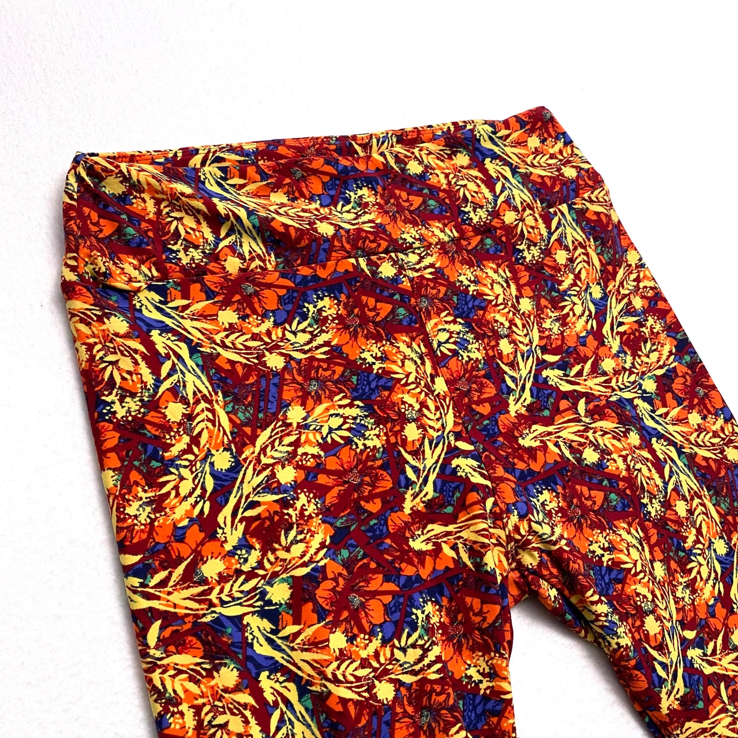 LuLaRoe Womens Leggings | TC (12-18) | Red, Yellow, and Orange Floral Pattern | Soft and Stretchy | NWT