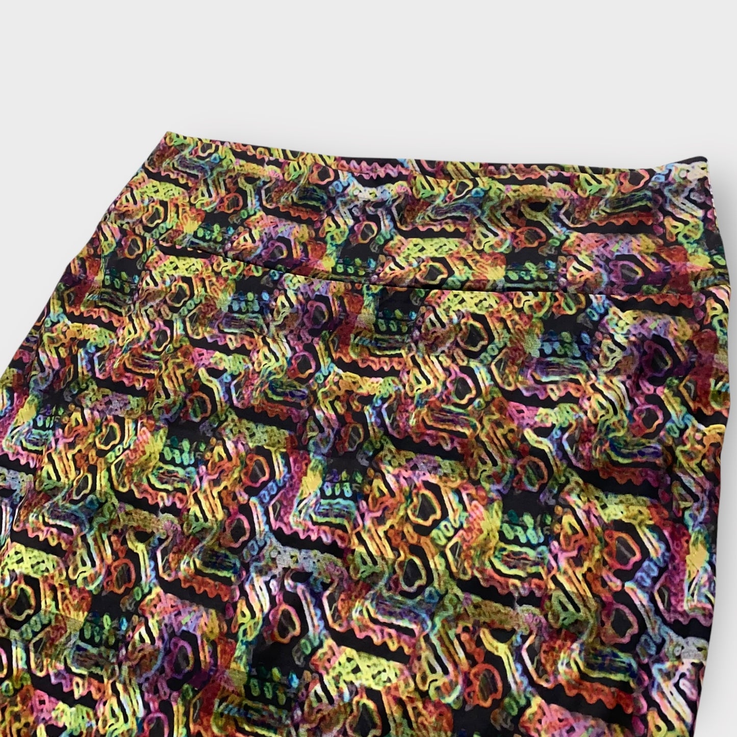 LuLaRoe Cassie Pencil Skirt - Multicolor Abstract - Women's 2XL (20-22) - NWT