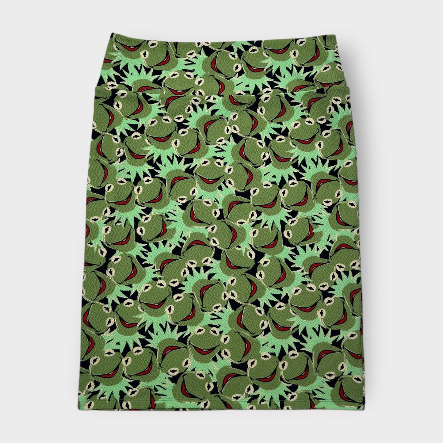 LuLaRoe Cassie Pencil Skirt - Green Kermit the Frog Pattern - Size 2XL (20-22) - NWT