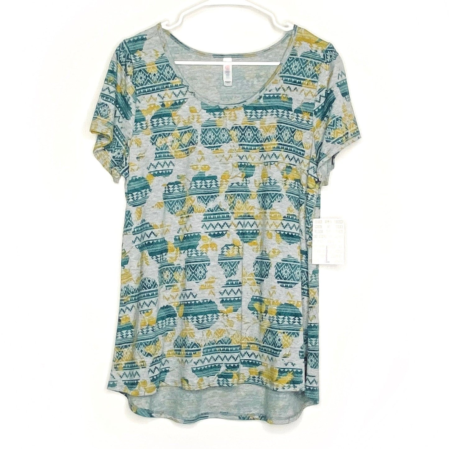 LuLaRoe Womens L Gray/Green/Yellow Aztec Classic T S/s Top NWT