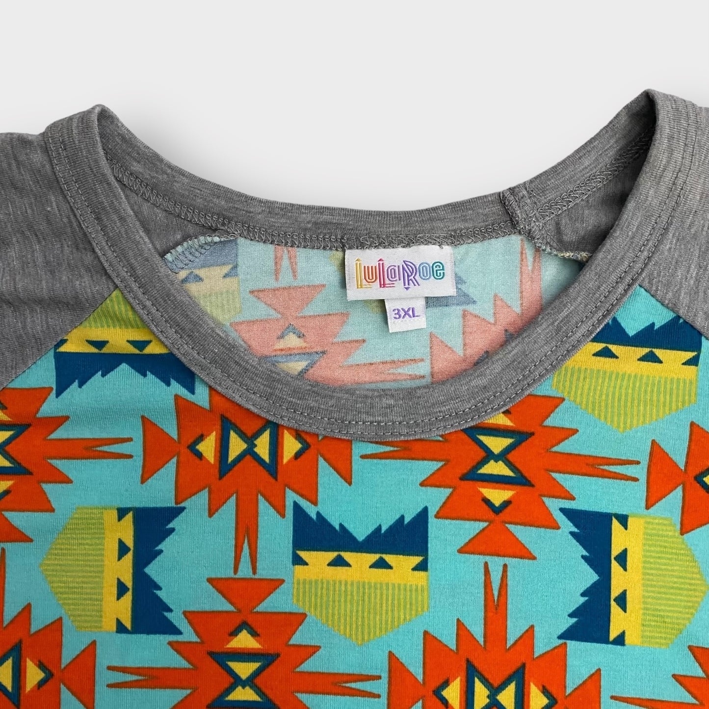 LuLaRoe Randy Unisex Raglan Tee | 3XL | Gray/ Multicolor Southwestern | Colorblock | 3/4 Sleeves | NWT