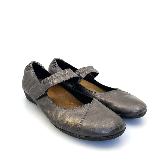 Taos | Mary Jane Slip-On Shoes | Color: Pewter Patina | Size: 41 (10M) | Pre-Owned