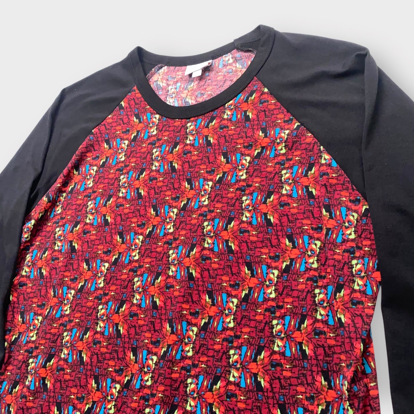 LuLaRoe Randy Baseball Tee L (12-14) - Red/Black Multicolor Abstract Geometric Print - Soft Stretch Fabric