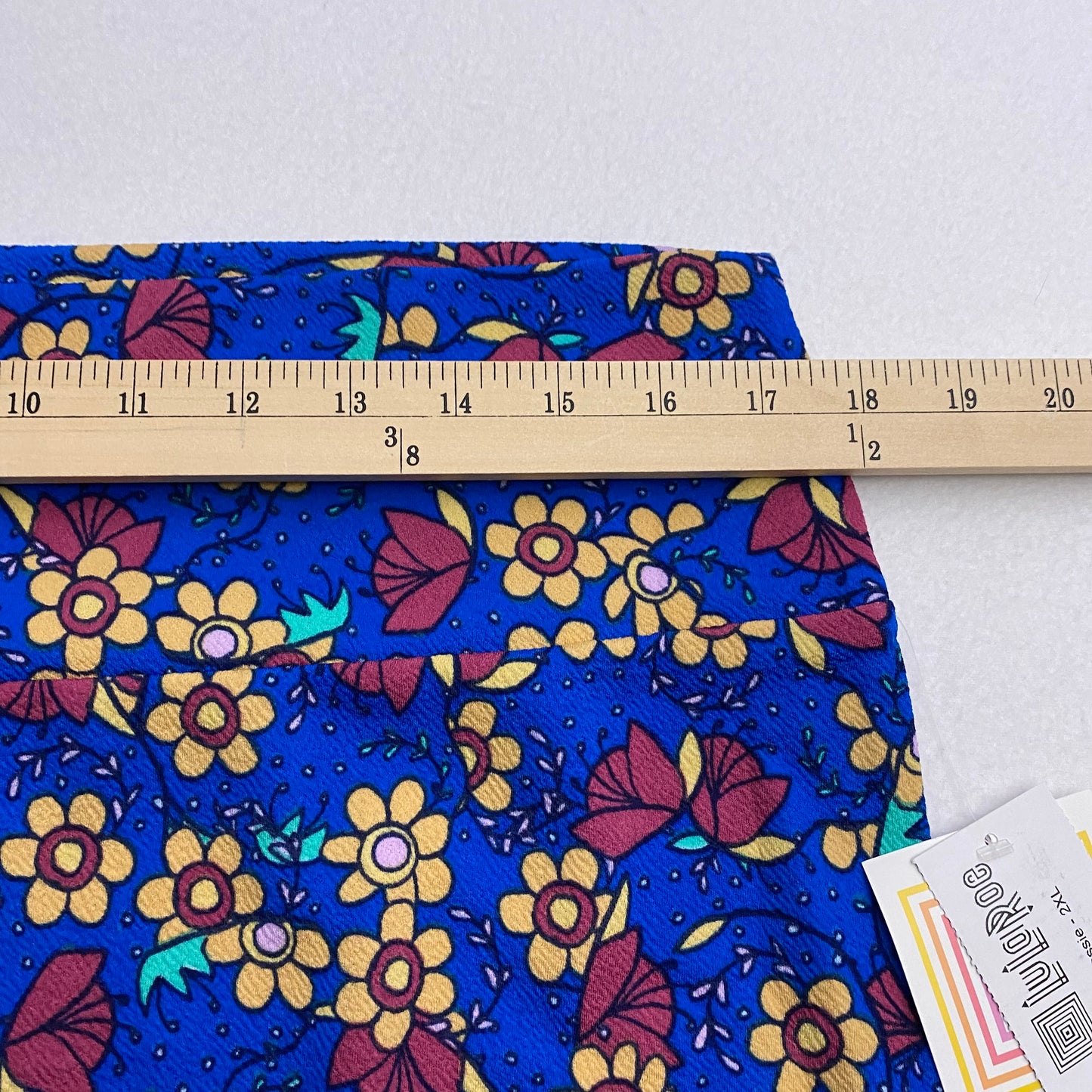 LuLaRoe Cassie Pencil Skirt | 2XL (20-22) | Blue/Multicolor Ditsy Floral | NWT