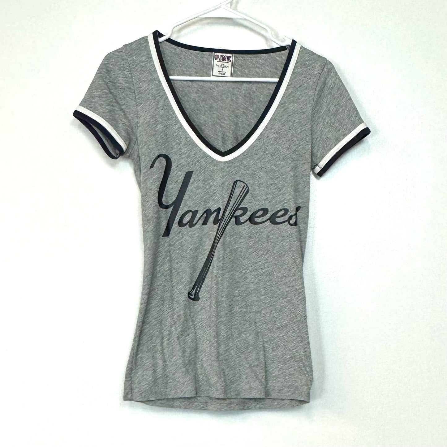 Victoria’s Secret PINK | 5th & Ocean NY Yankees V-Neck T-Shirt | Color: Gray | Size: S