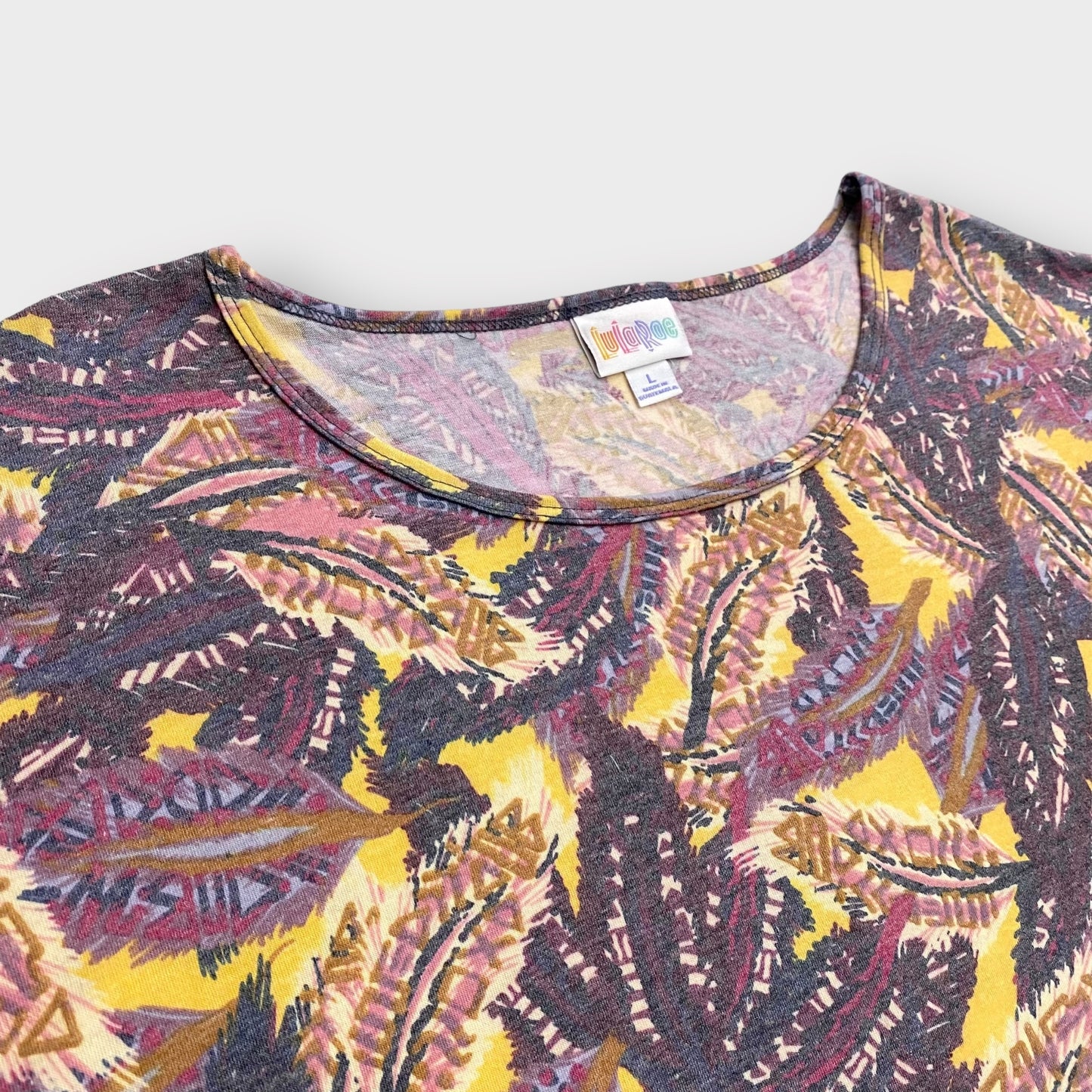 LuLaRoe Irma High-Low S/s Tunic | L (14-16) | Purple/Yellow Feathers | NWT