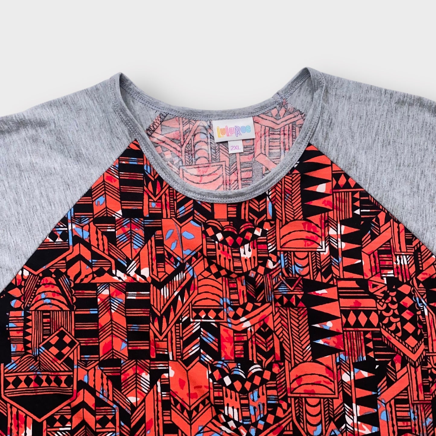 LuLaRoe Randy T-Shirt 2XL (20-22) - Red and Black Tribal Geometric Print - Soft Stretch Fabric