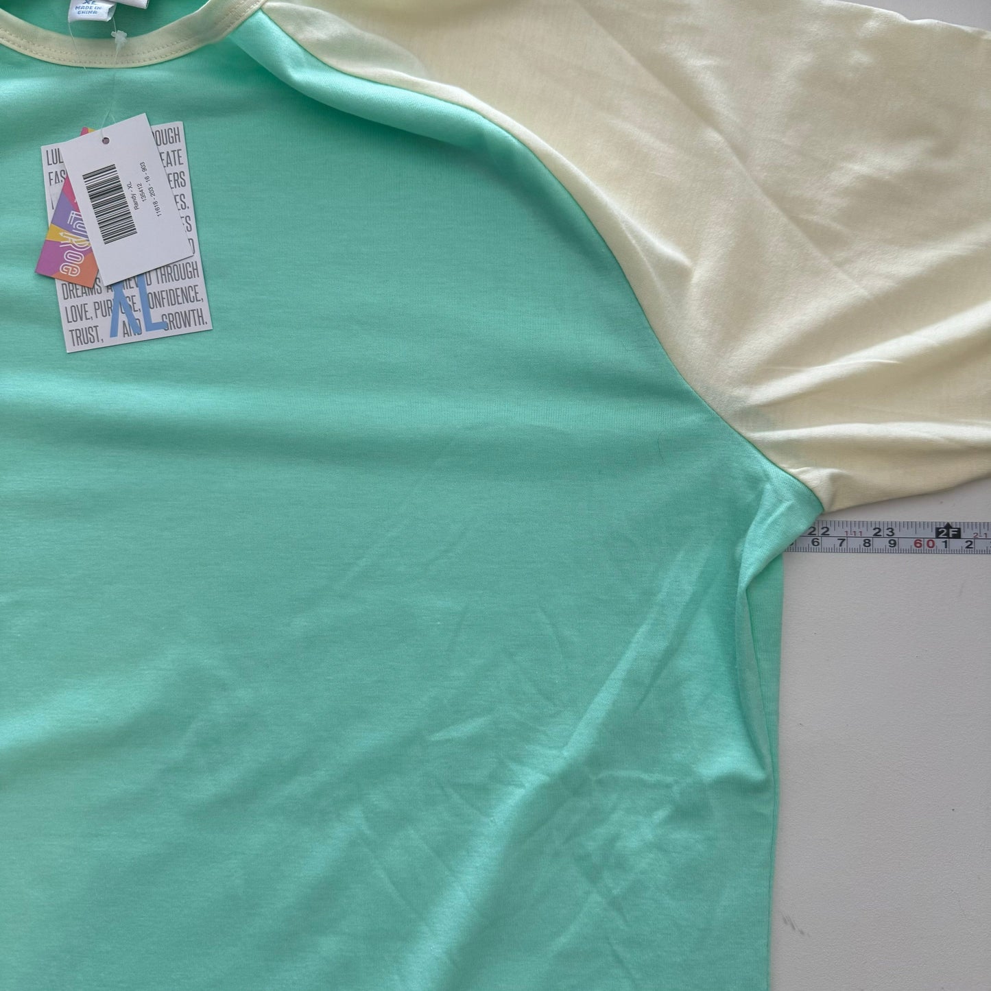 LuLaRoe Vault | Randy Unisex Raglan Tee | Size: XL | Color: Green/Yellow | Colorblock | NWT