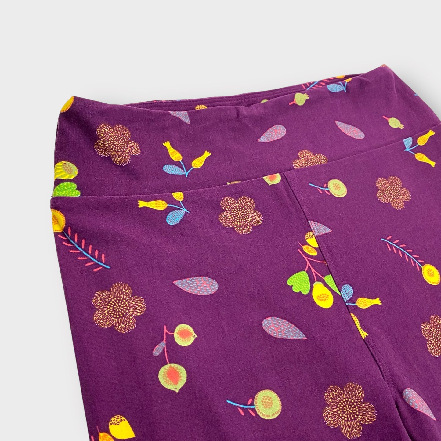 LuLaRoe Leggings | OS (2-10) | Purple Botanical | Buttery Soft | New