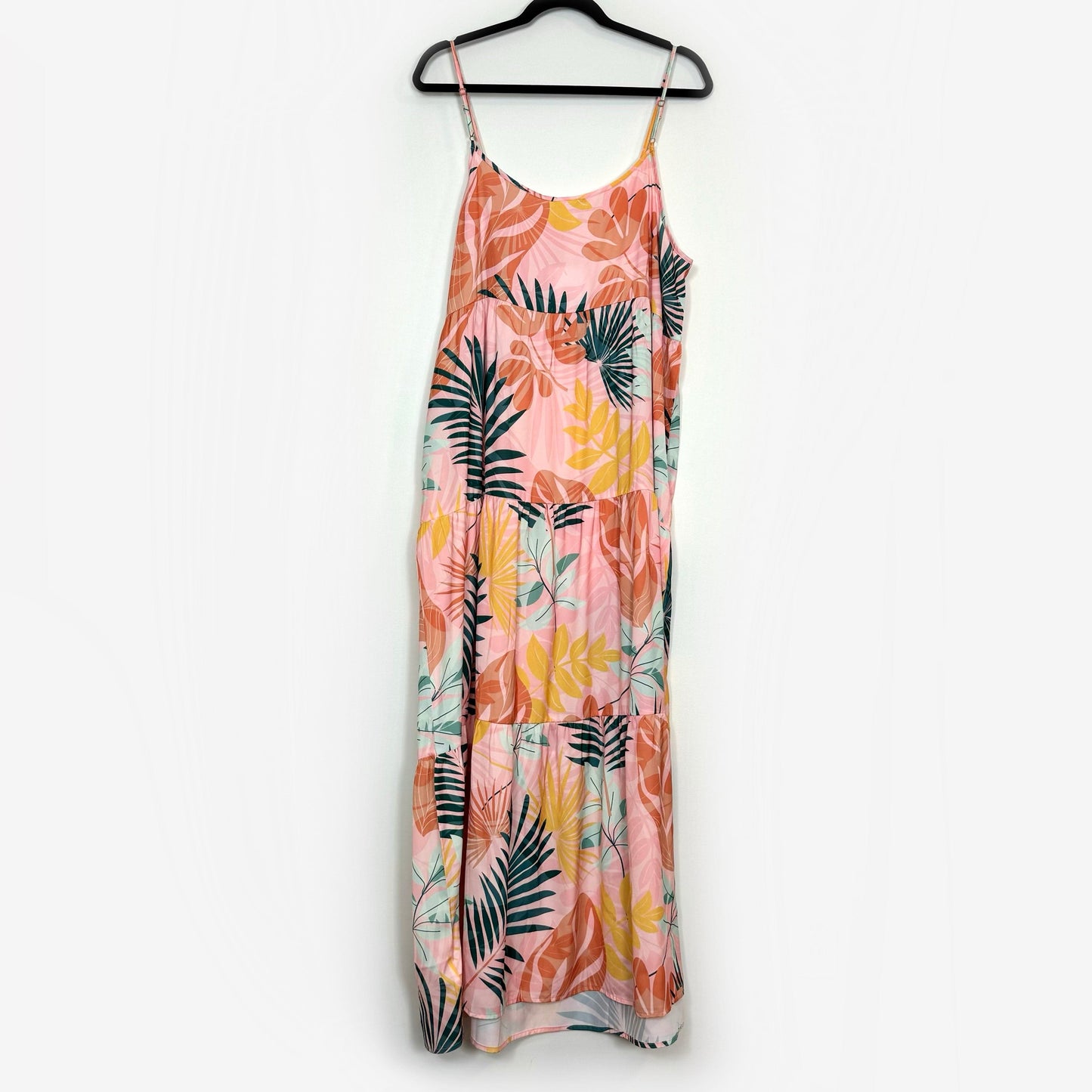 LuLaRoe Resort Collection 2023 | CARINA Tiered Maxi Dress | 2XL (20-22) | Peach | Tropical | NWT