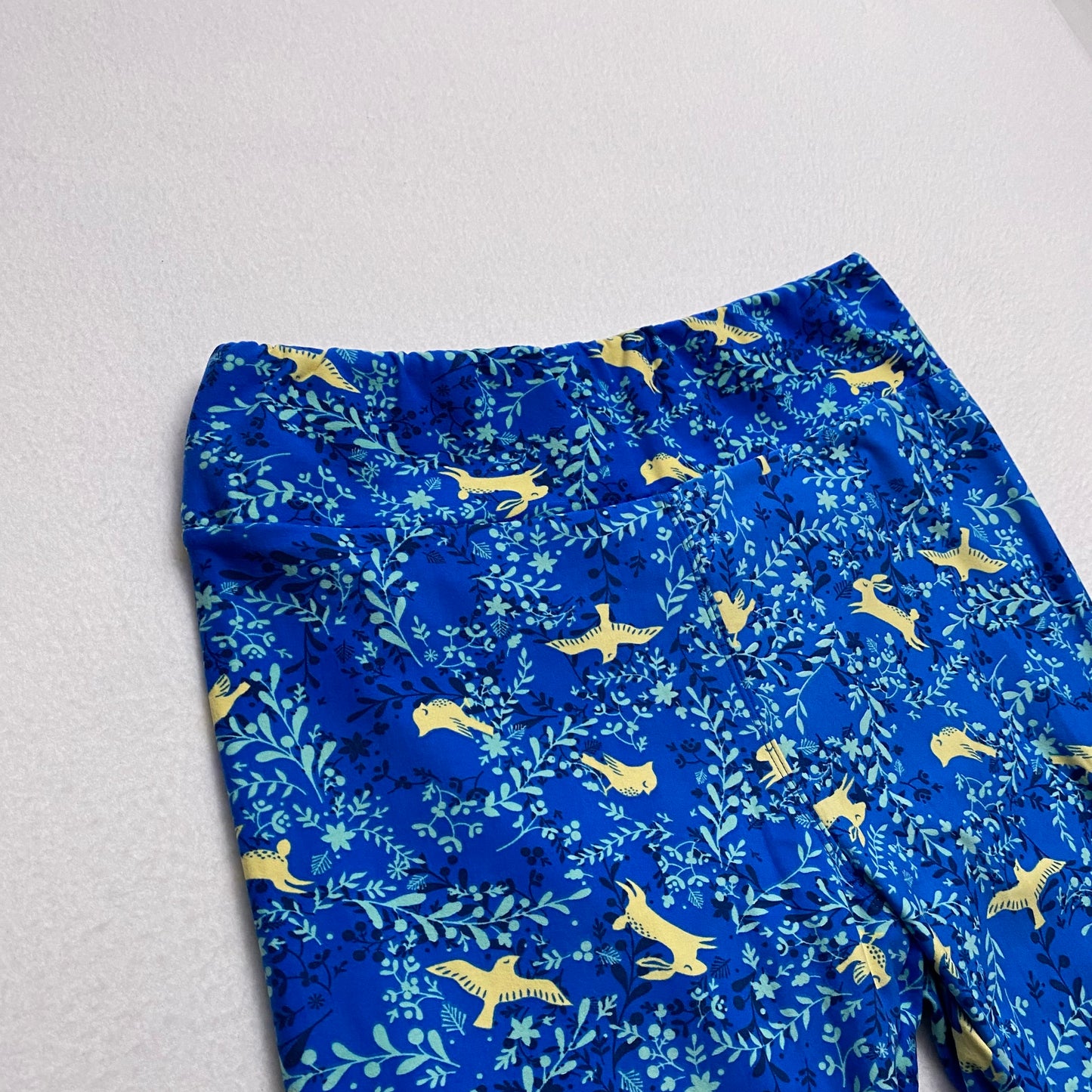 LuLaRoe Tall & Curvy (TC 12-18) Leggings | Blue & Yellow Woodland Animal Print | Soft & Stretchy | NWT