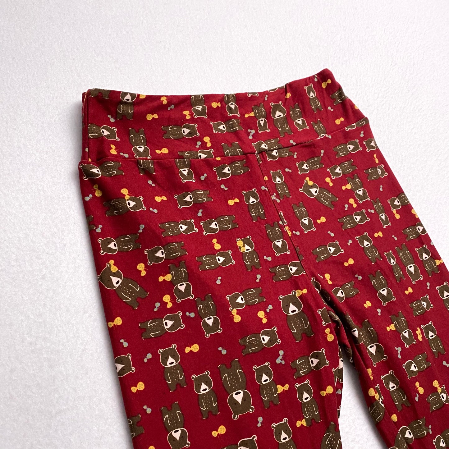 LuLaRoe Leggings | OS (2-10) | Deep Red Bears & Bows | Buttery Soft | New