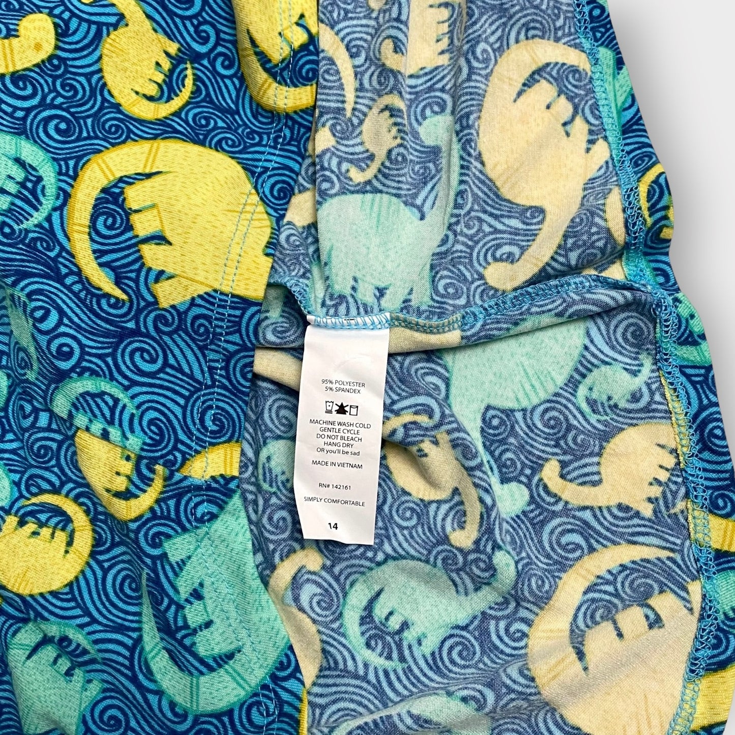 Lularoe Gracie Top | 14 (14-16) | Blue/Yellow Dinosaurs | NWT