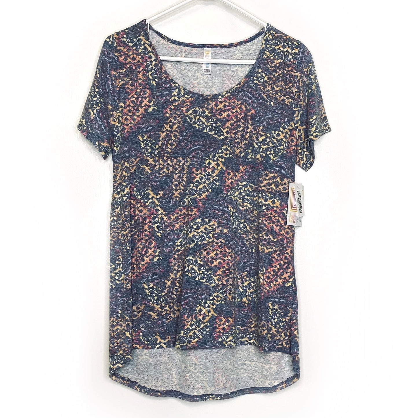 LuLaRoe Womens M Blue/Multicolor Hatch/Abstract Classic T S/s Top NWT