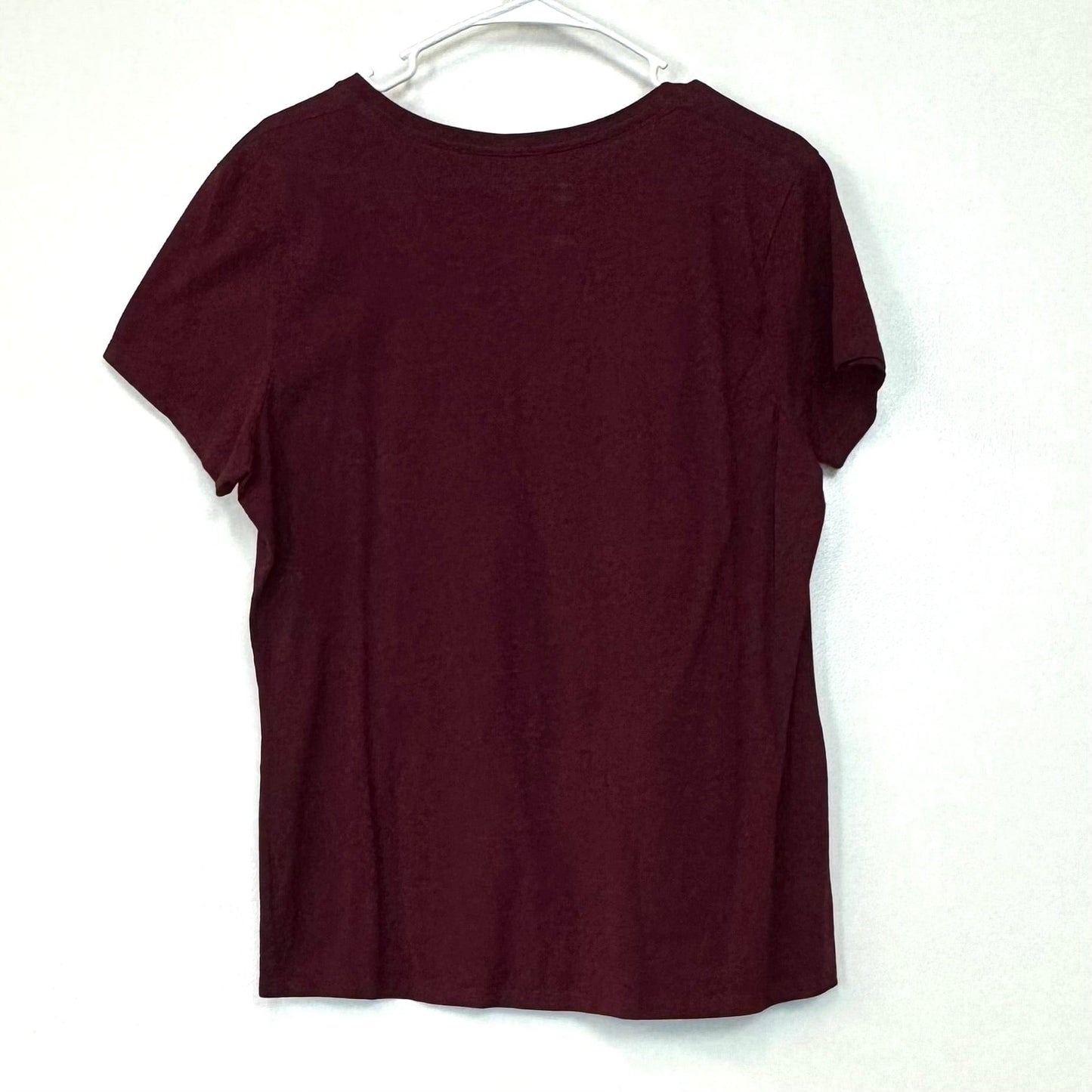 Colorado Avalanche | Womens V-Neck nano Logo T-Shirt | Color: Maroon Red | Size: L | Pre-Owned