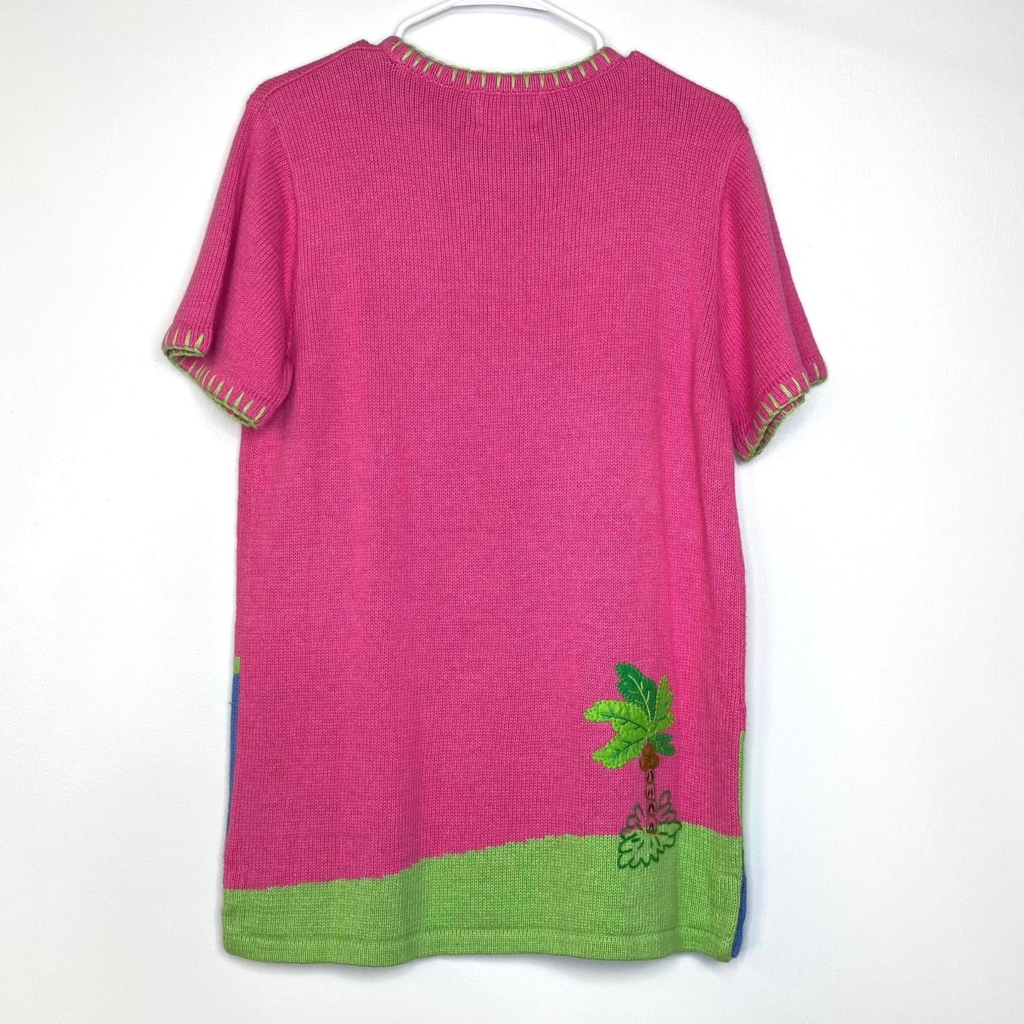 Charming Quacker Factory Womens Size Small Short Sleeve Sweater Shirt Pink Flamingos Palm Trees EUC
