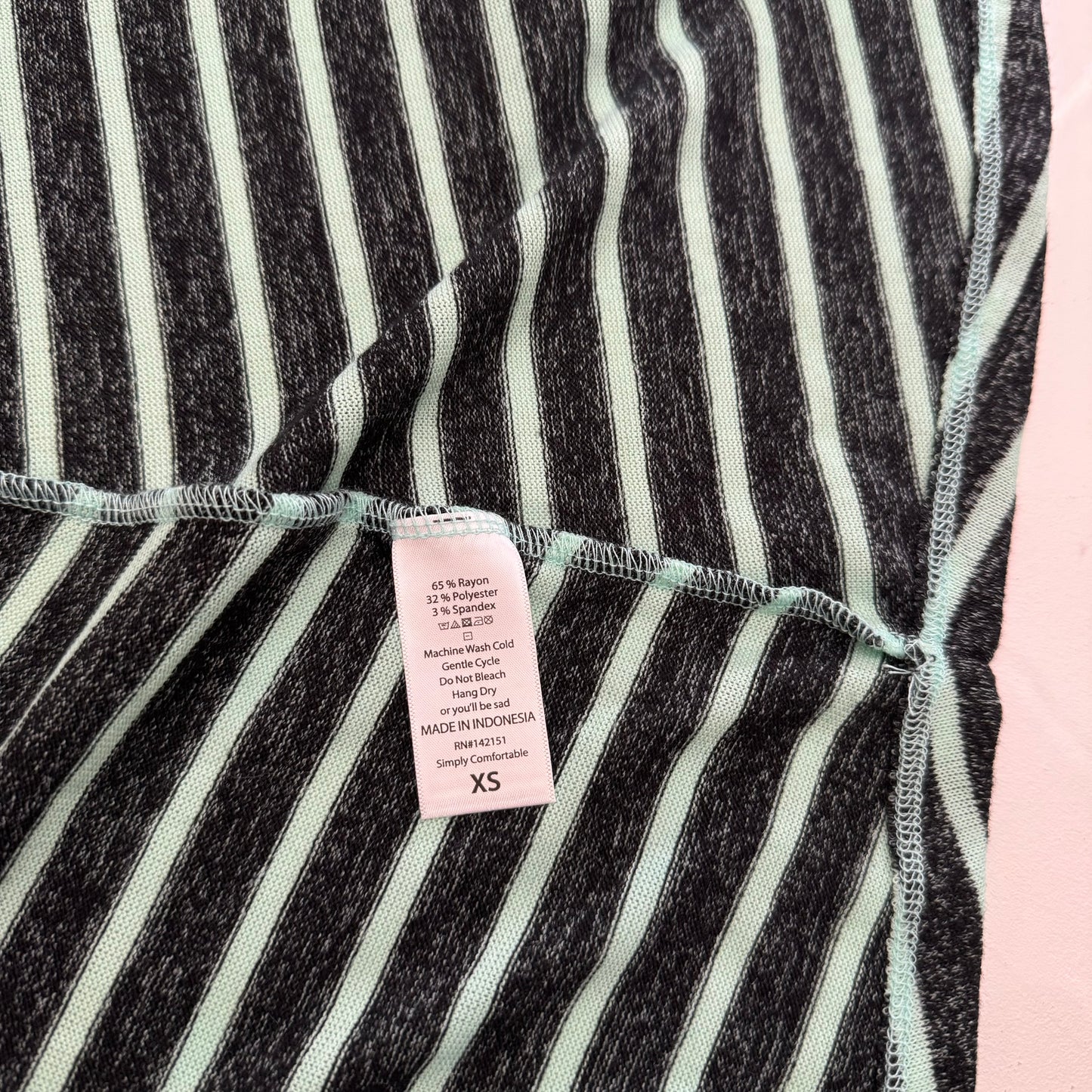 LuLaRoe | Sarah Cardigan Sweater | XS (00-4) | Black/Mint | Heathered/Striped | NWT