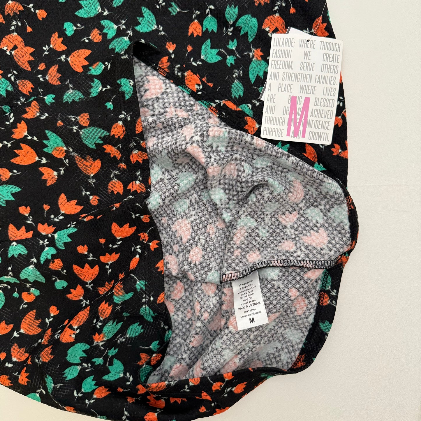 LuLaRoe Cassie Pencil Skirt | M (8-12) | Orange/Green/Black | Tropical | NWT