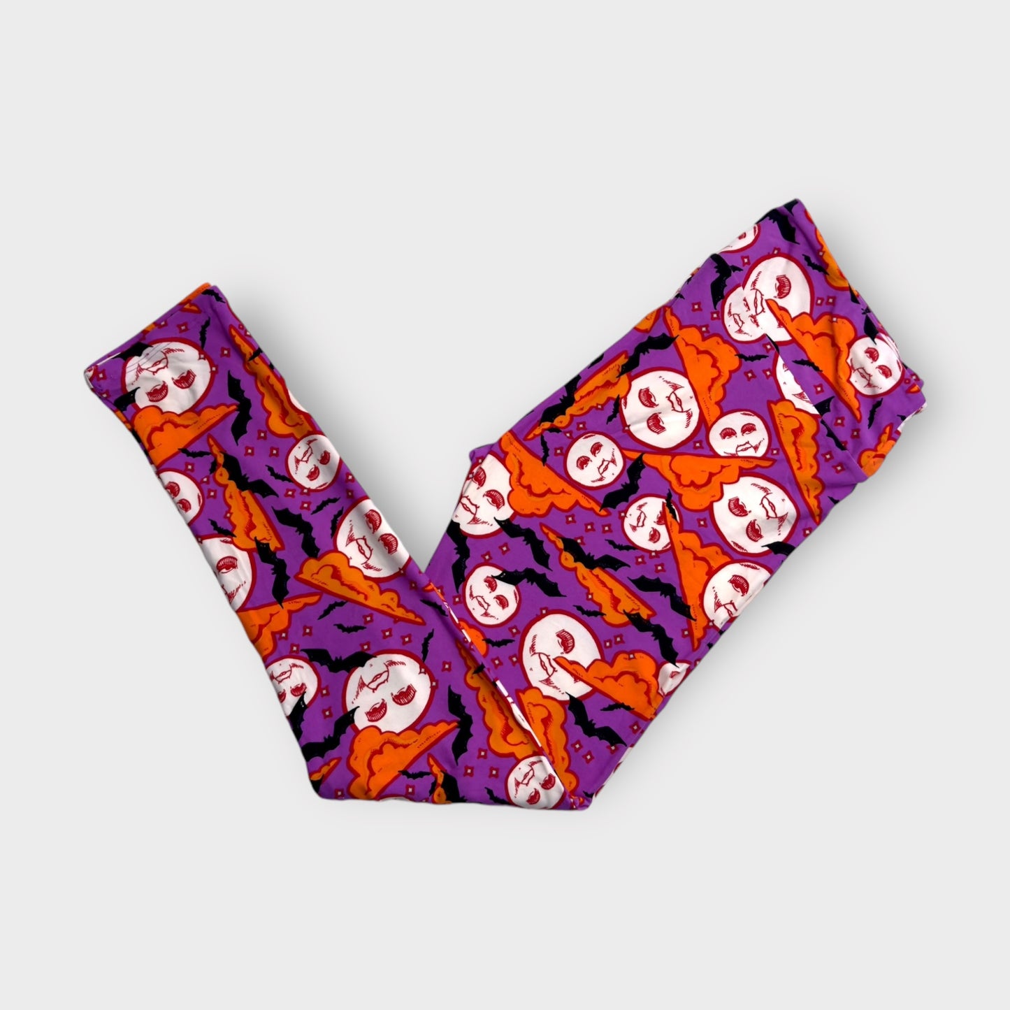 LuLaRoe Halloween Leggings | TC (12-18) | Purple w/Moons & Bats Pattern | New