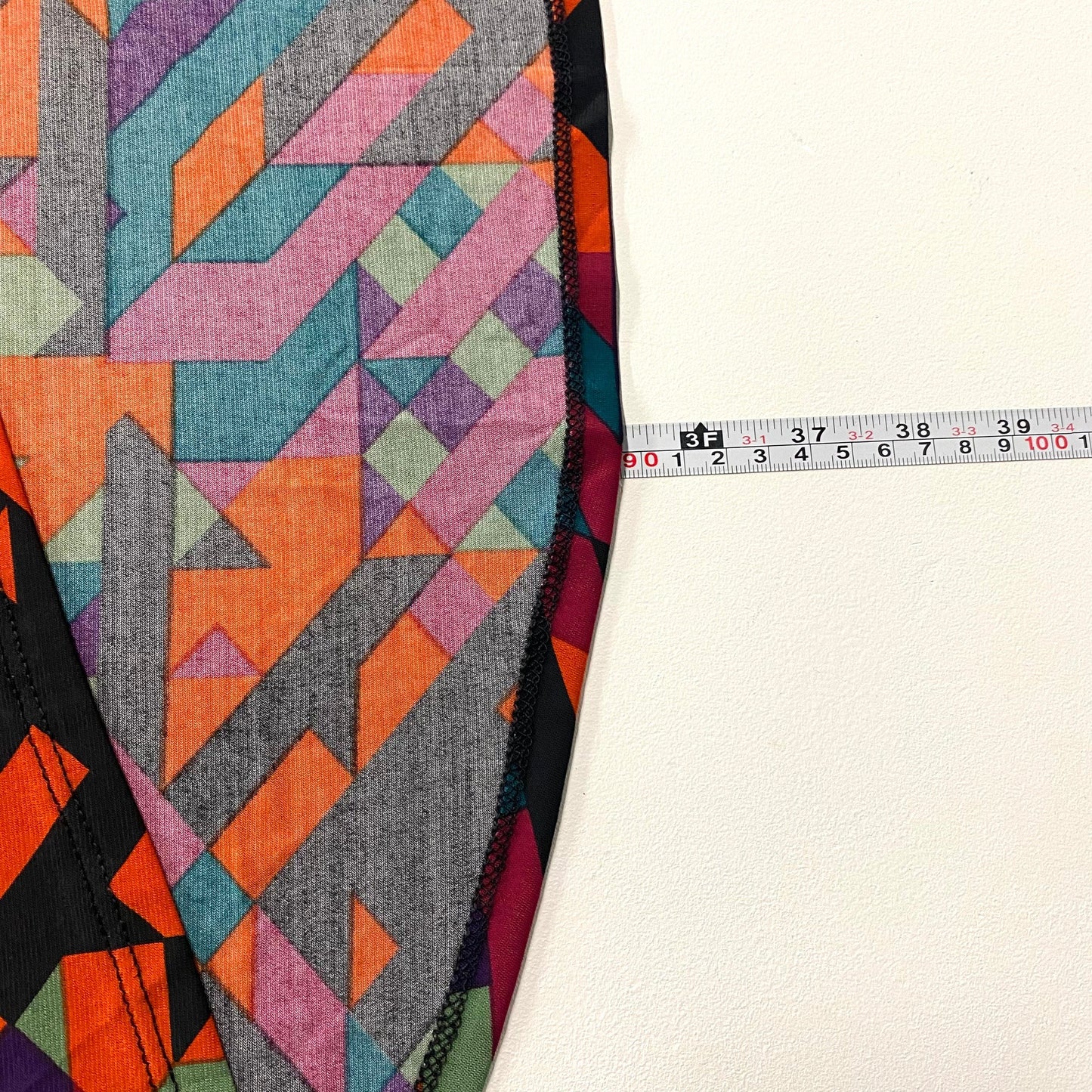 LuLaRoe Womens L Irma Vibrant Multicolor Geometric Weave Pattern S/s Tunic Top NWT