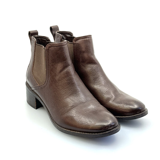Cole Haan | Womens Chelsea Boots W14121 | Color: Brown | Size: 8B | Pre-Owned