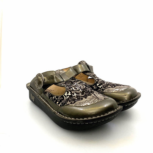 Alegria Womens Size 9 Gunmetal Gray Paisley Open-Back Clog -  | Buy at Parsimony Shoppes