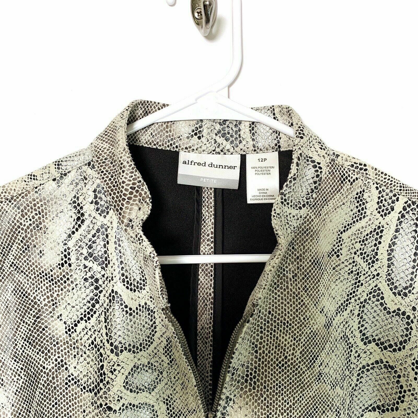 Alfred Dunner Petite Womens Full Zip Jacket | 12P (L) | Gray Snakeskin | EUC -  | Buy at Parsimony Shoppes