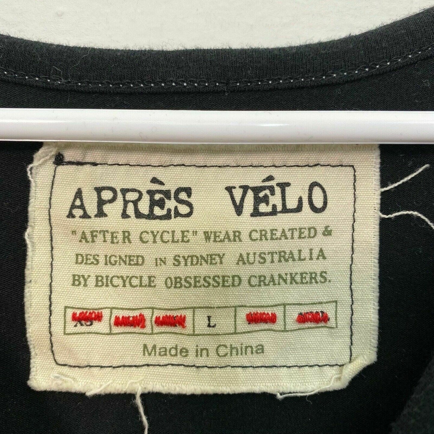 Apres Velo Womens Size L Black T-Shirt V Neck S/s -  | Buy at Parsimony Shoppes