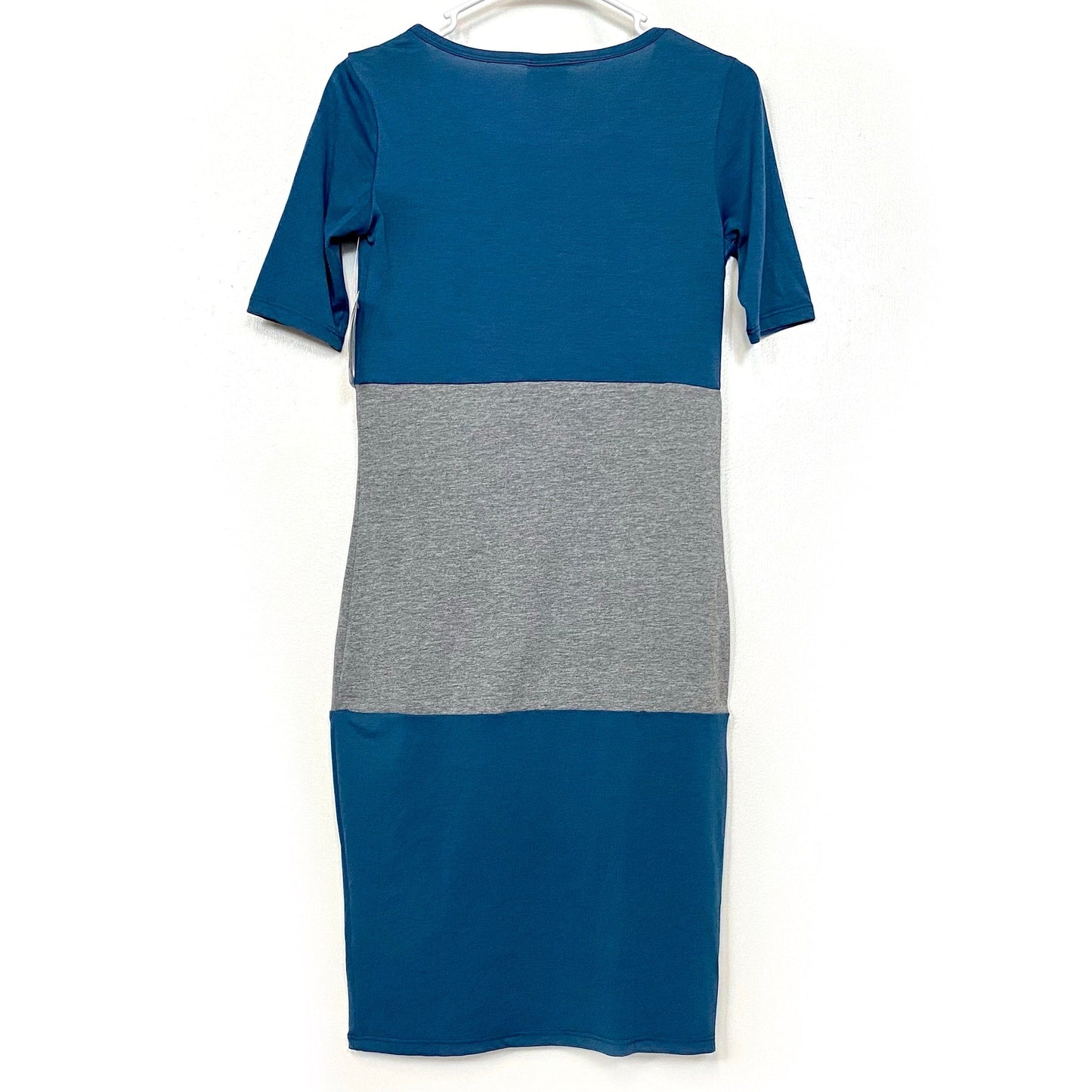 LuLaRoe Womens XS Blue/Gray Colorblock Julia Shift Dress Scoop Neck ½ Sleeves NWT