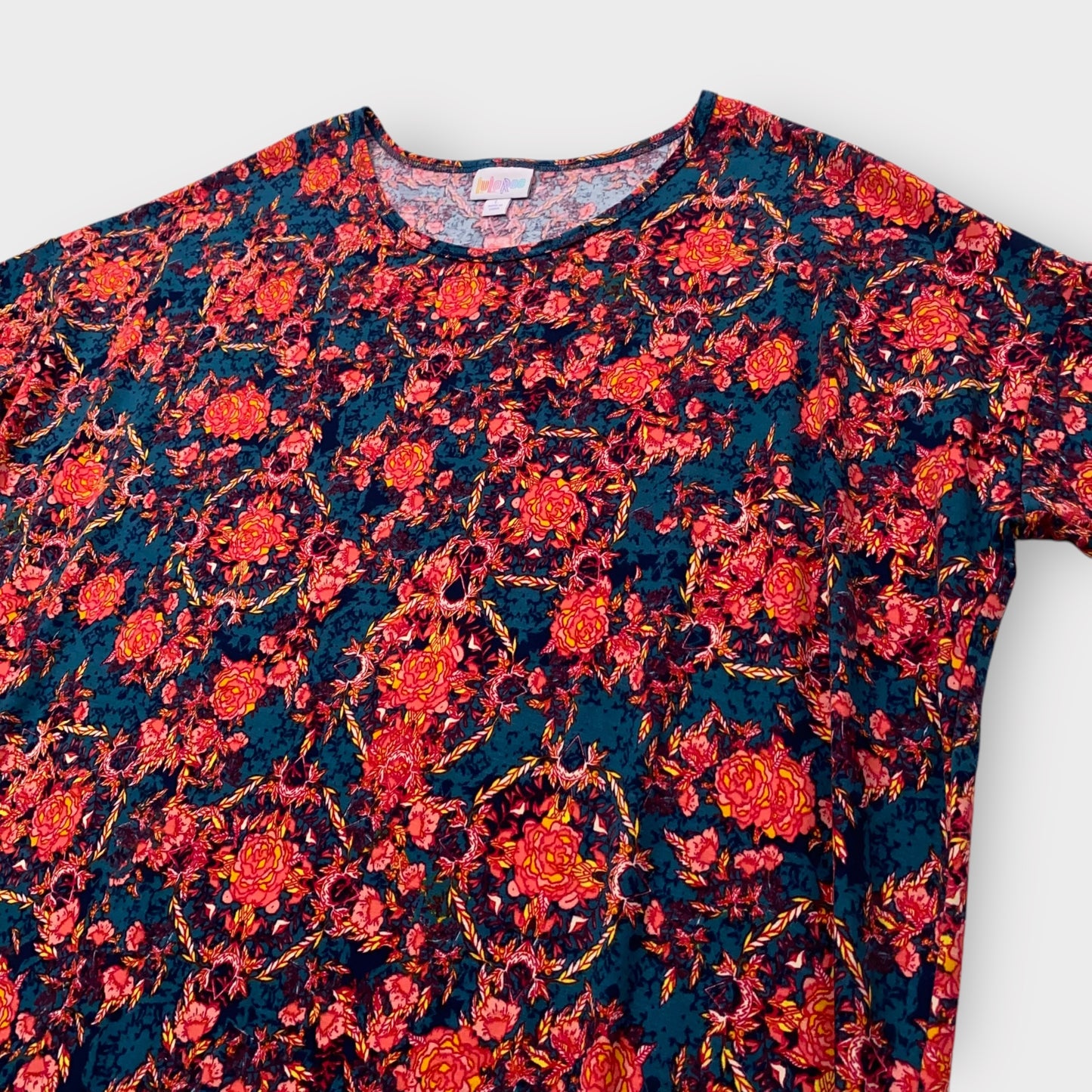 LuLaRoe Irma Tunic Top - Floral Medallion Print - Women's L (12-14) - High-Low Hem - Teal/Red