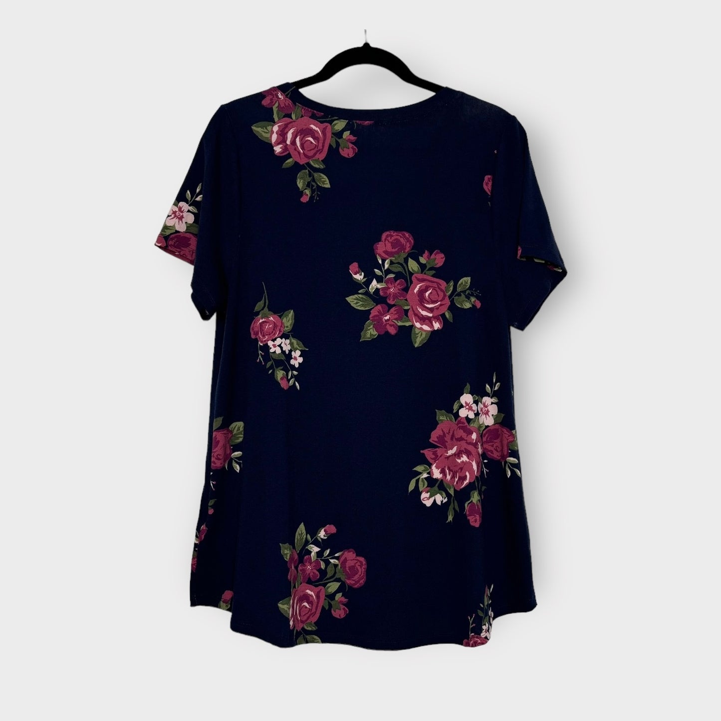 LuLaRoe Christy V-Neck Top | Navy Blue/Floral | XL (18-20) | NWT