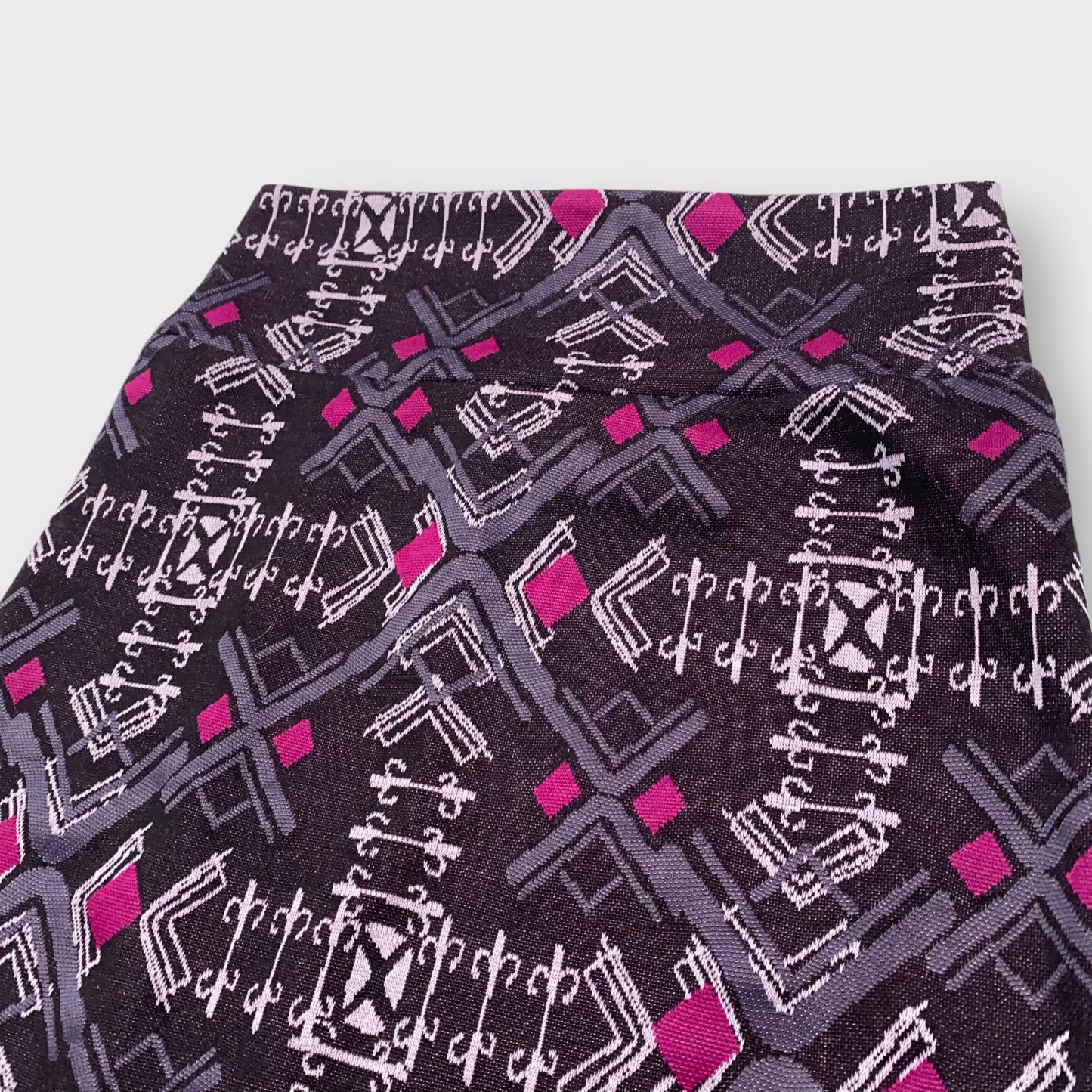 LuLaRoe Cassie Pencil Skirt - Purple Ornate Pattern - Size XS (0-2) - NWT