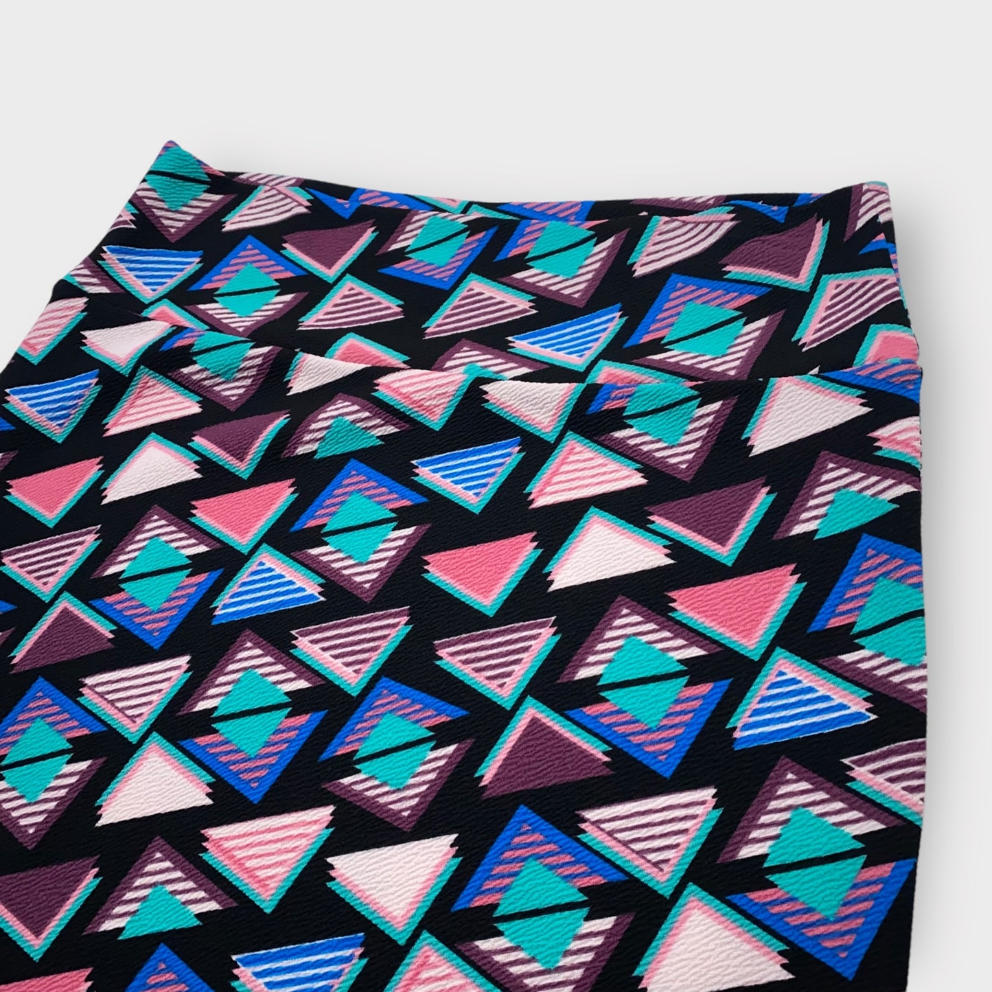 LuLaRoe Cassie Pencil Skirt - Black/Multicolor Triangles - Women's L (12-14) - NWT