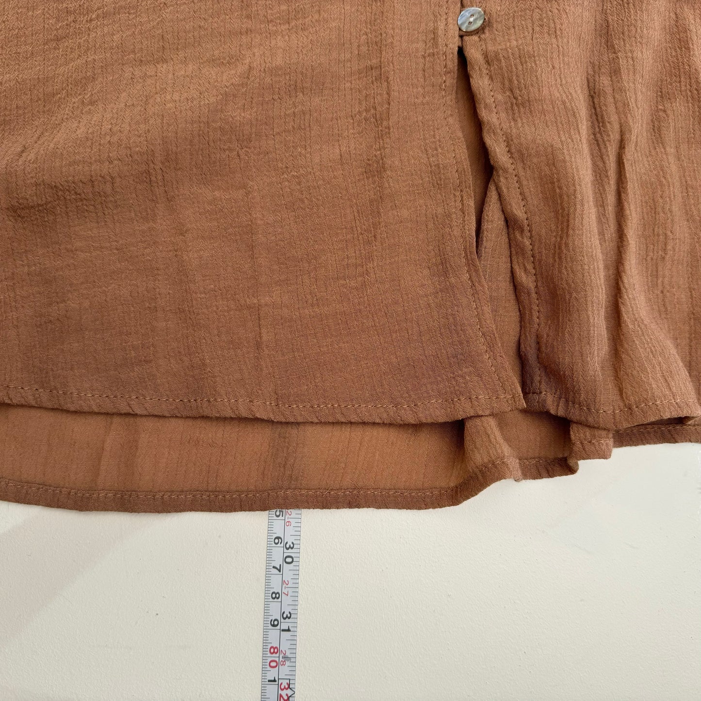 LuLaRoe Vault | SHANNAH V-Neck Button Down Shirt | 2XL | Brown | S/s | NWT