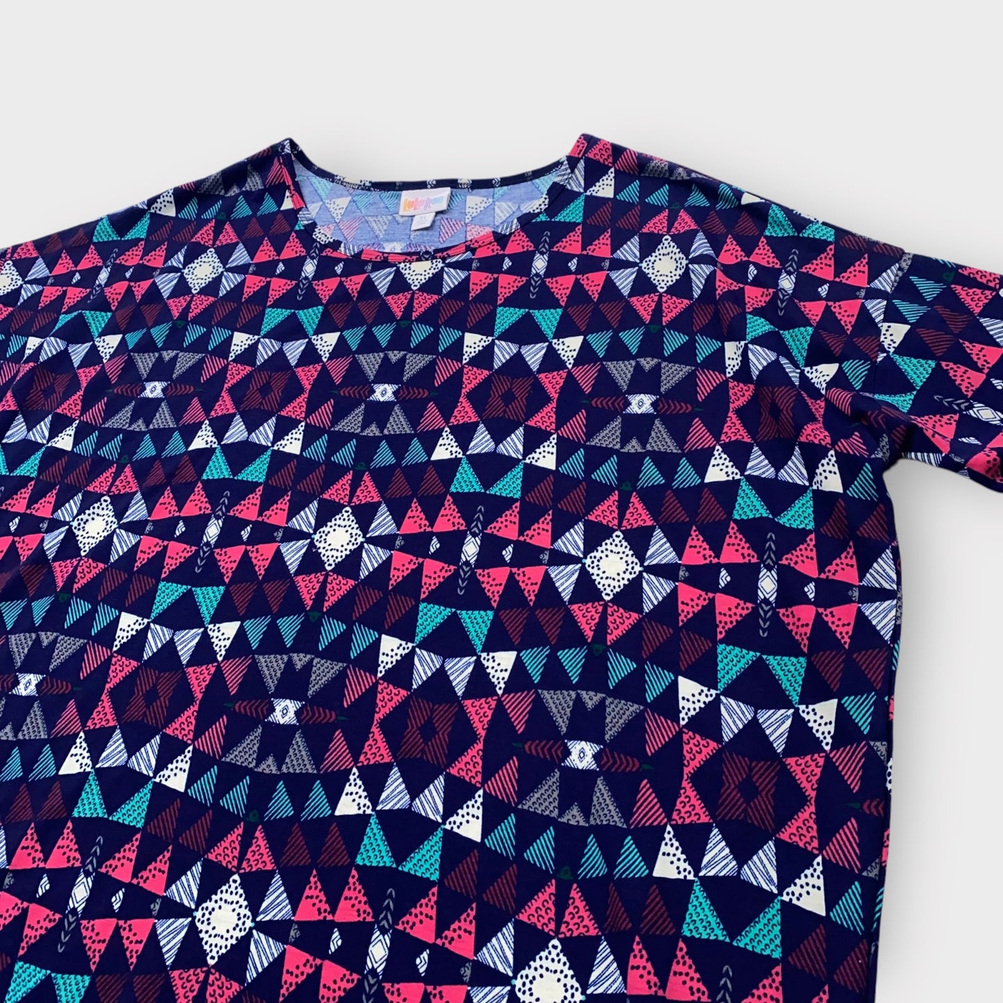 LuLaRoe Irma Tunic Top - Abstract Geometric Triangle - Women's XL (16-18) - High-Low Hem - Multicolor