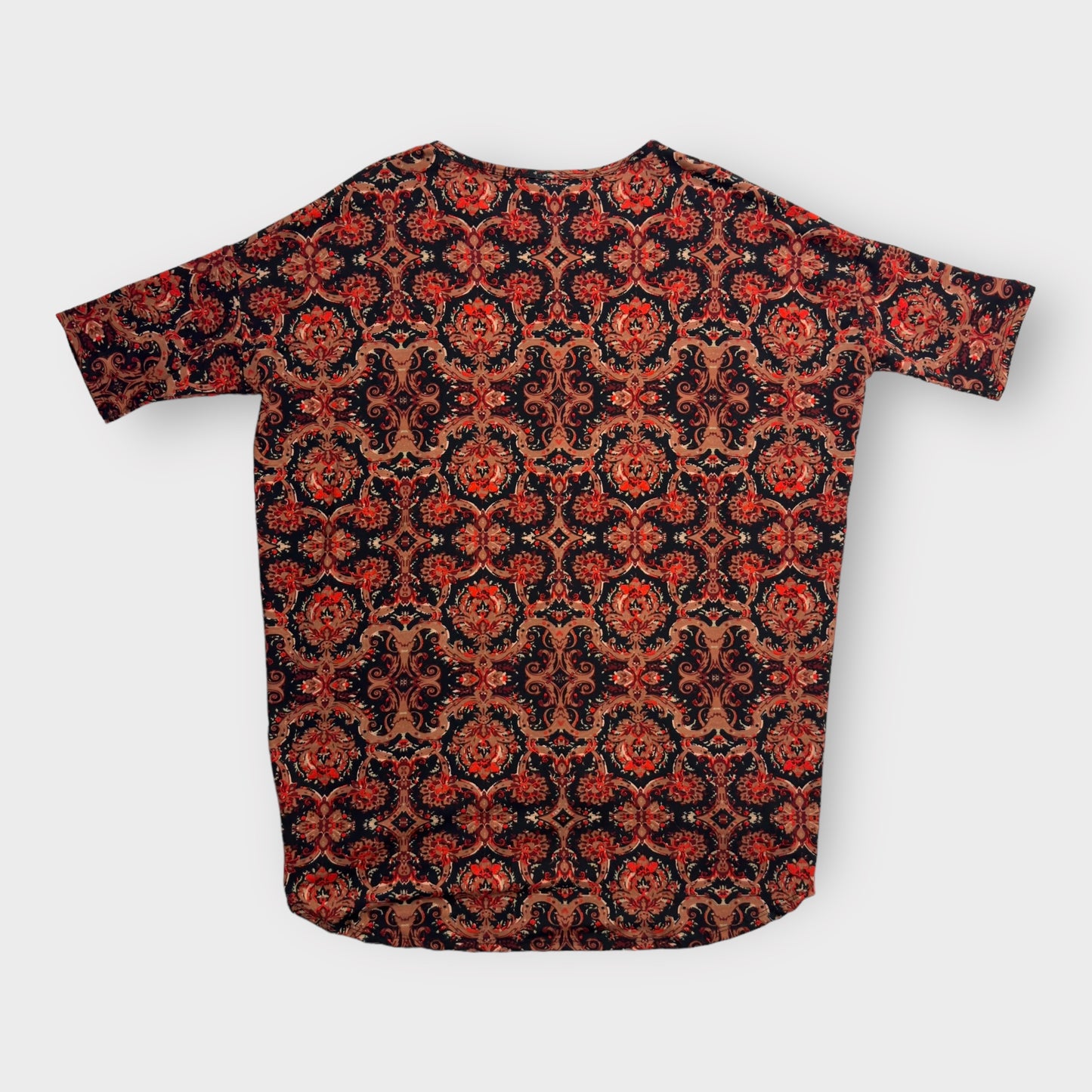 LuLaRoe Irma High-Low S/s Tunic | L (14-16) | Red/Black Mandala Pattern | NWT