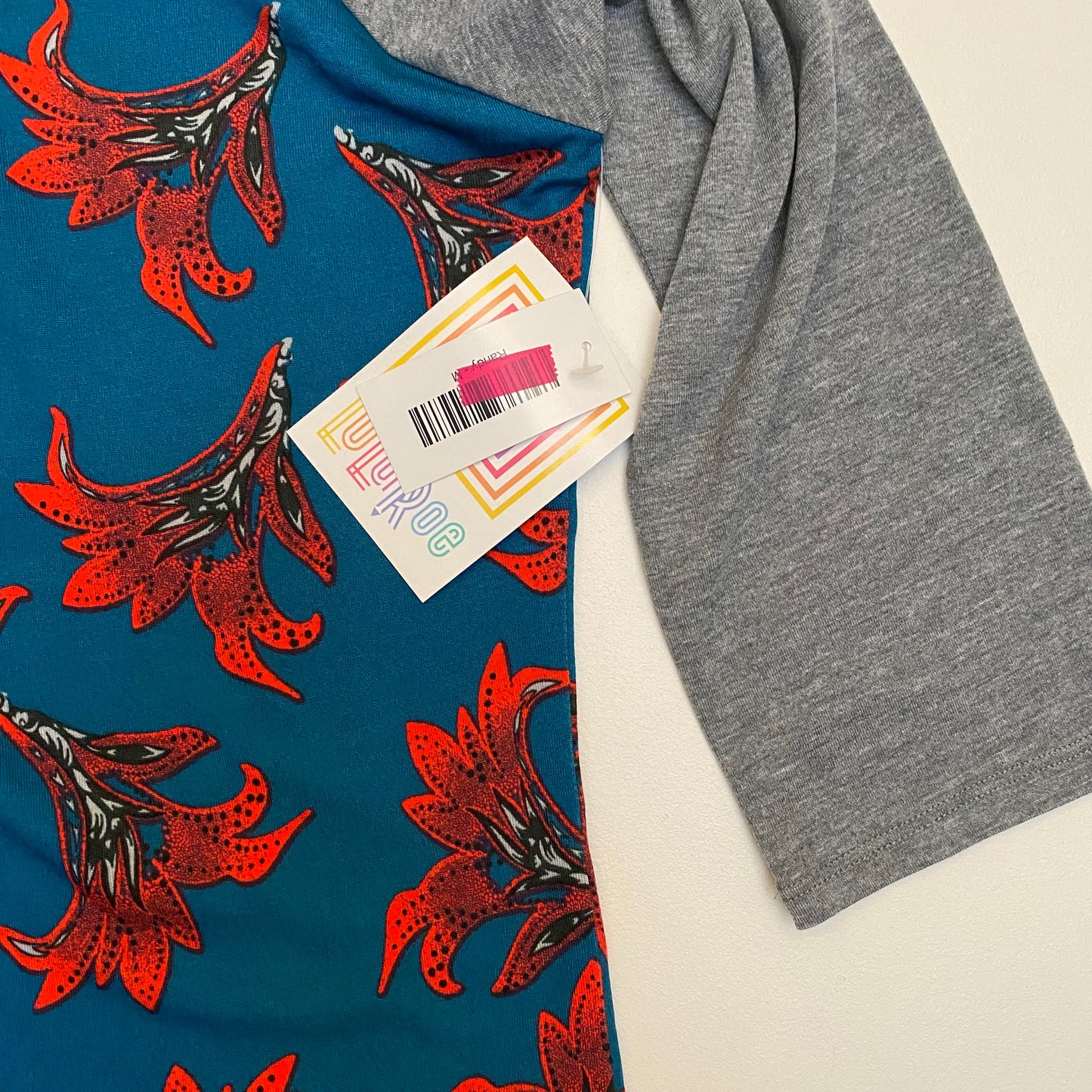 LuLaRoe Randy Raglan Tee | M | Gray/Blue/Red Floral | Colorblock | NWT