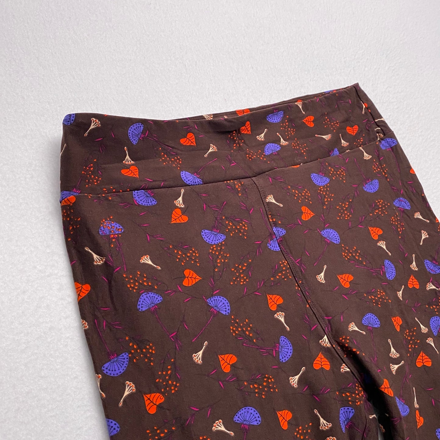 LuLaRoe Leggings | TC (12-18) | Brown Base w/ Mushroom Print | Soft Stretch | New