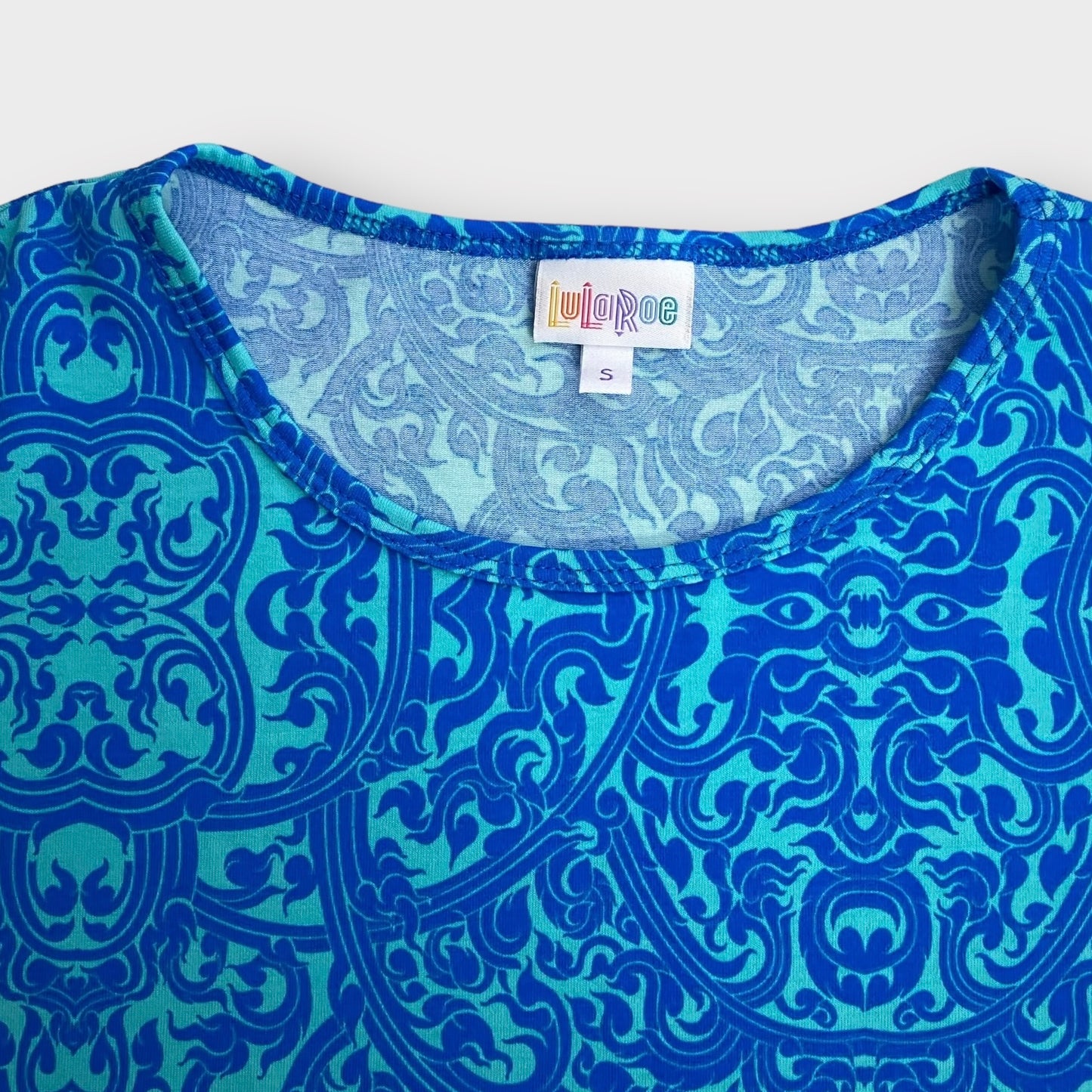 LuLaRoe S/s Irma Tunic | S (6-8) | Blue/Light Blue Anthemion Pattern | NWT