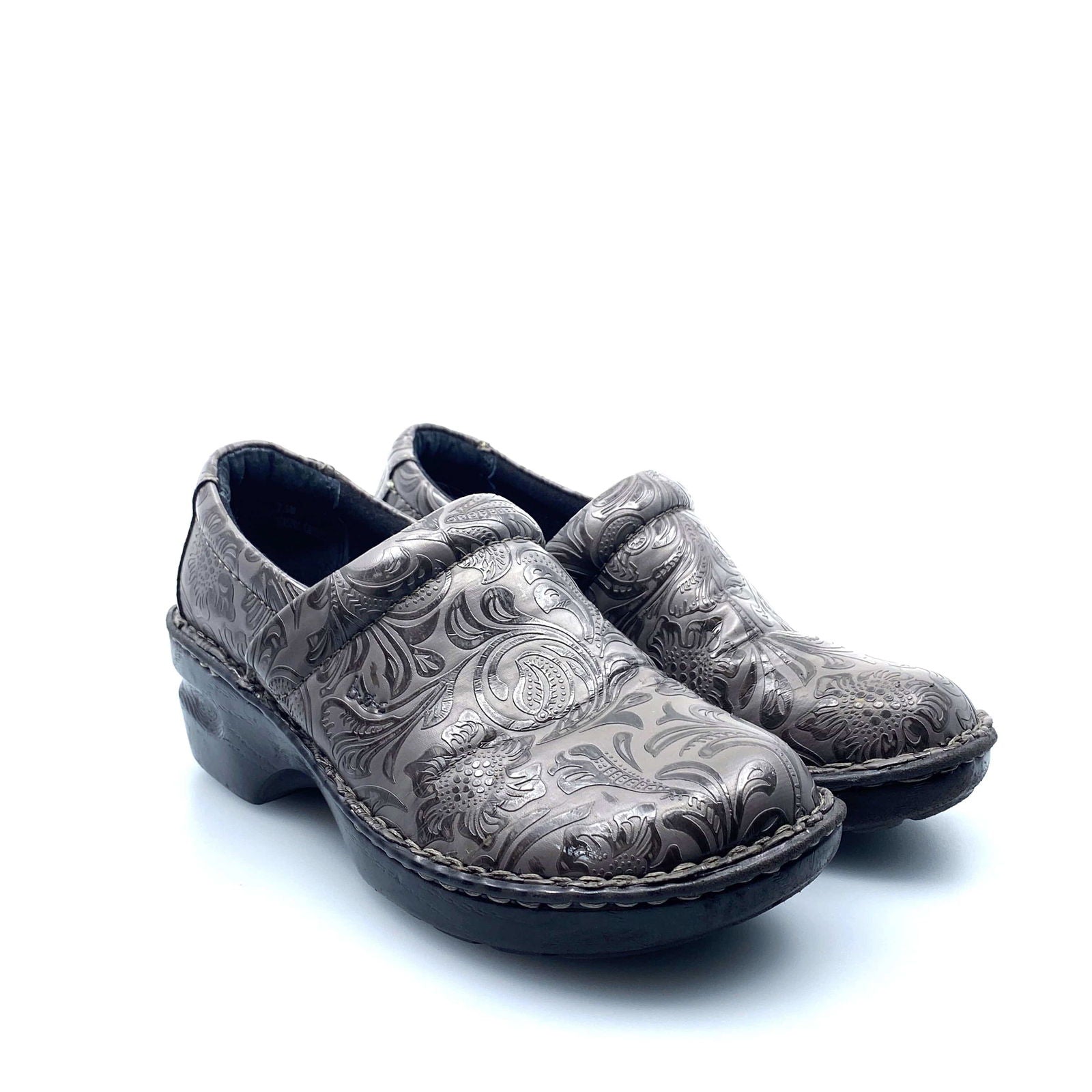 BOC Born Womens Clogs Size 7.5M Gray Embossed Vegan Leather -  | Buy at Parsimony Shoppes
