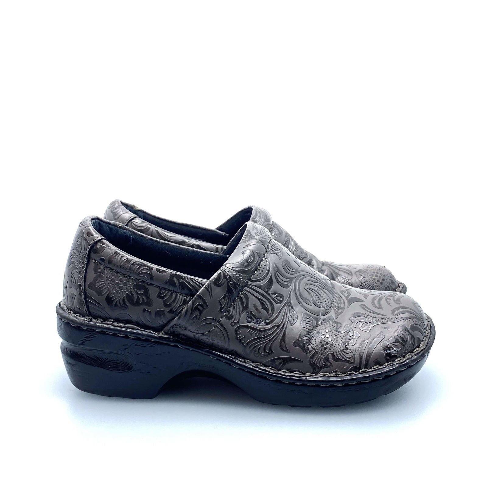 BOC Born Womens Clogs Size 7.5M Gray Embossed Vegan Leather -  | Buy at Parsimony Shoppes