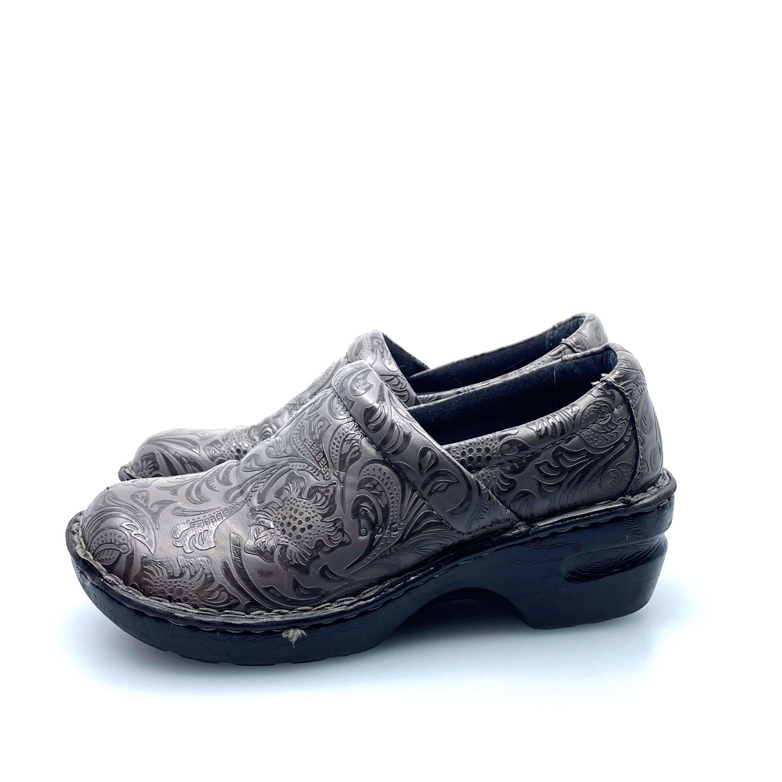 BOC Born Womens Clogs Size 7.5M Gray Embossed Vegan Leather -  | Buy at Parsimony Shoppes