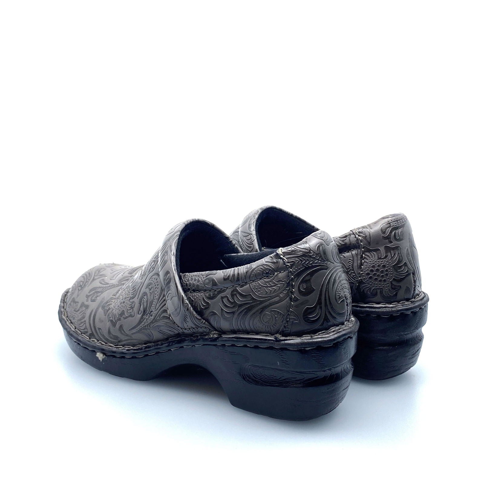 BOC Born Womens Clogs Size 7.5M Gray Embossed Vegan Leather -  | Buy at Parsimony Shoppes